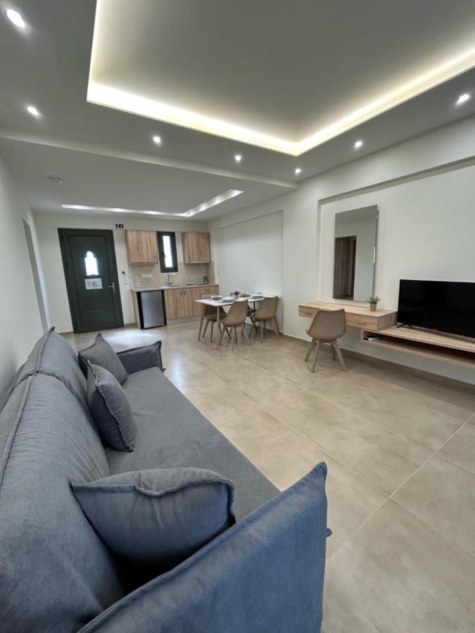 Stoúpa Georges Estates Hotel מראה חיצוני תמונה