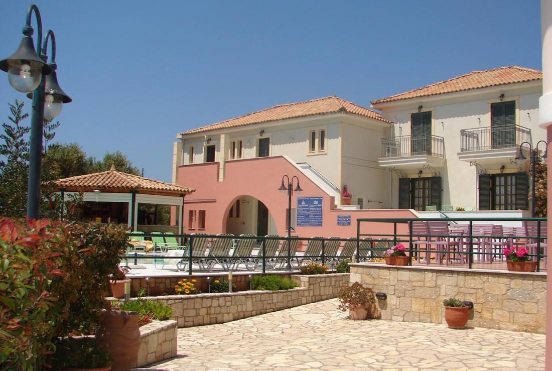 Stoúpa Georges Estates Hotel מראה חיצוני תמונה